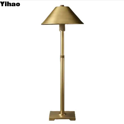 E26 / Candelabra Hardwired Rechargeable Brass Table Lamp Brass LED Desk Lamp (Э26 / Канделябры с проводными проводками, перезаряжаемые латунистое настольное светило латунистое светодиодное настольное светило)