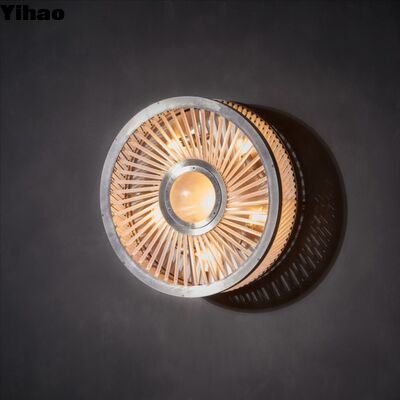 Современная стена с 2700K теплым белым светом и железным телом для настраиваемого освещения гостиницы