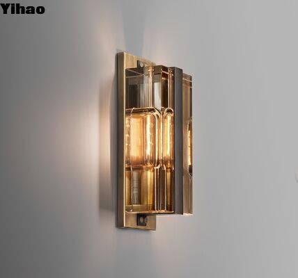 Yihao Luxury Modern Brass Wall Lamp с светодиодным источником света для оформления гостиничных вилл